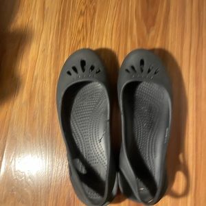 Crocs Size 9